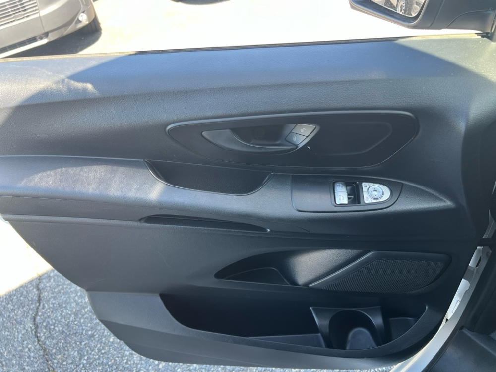 Vito 110 CDI COMPACT FIRST PROPULSION 2023 occasion 31670 Lab&egrave;ge