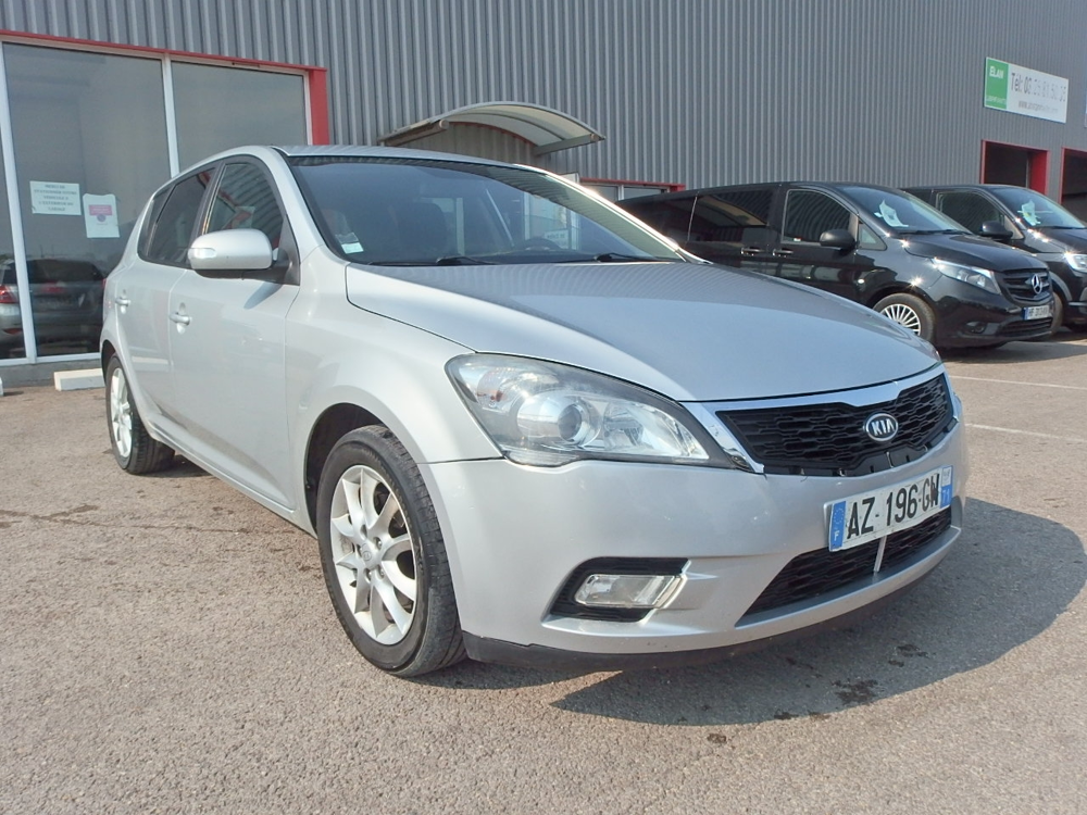 Ceed 1.6 CRDI115 ACTIVE 2010 occasion 10600 Savi&egrave;res