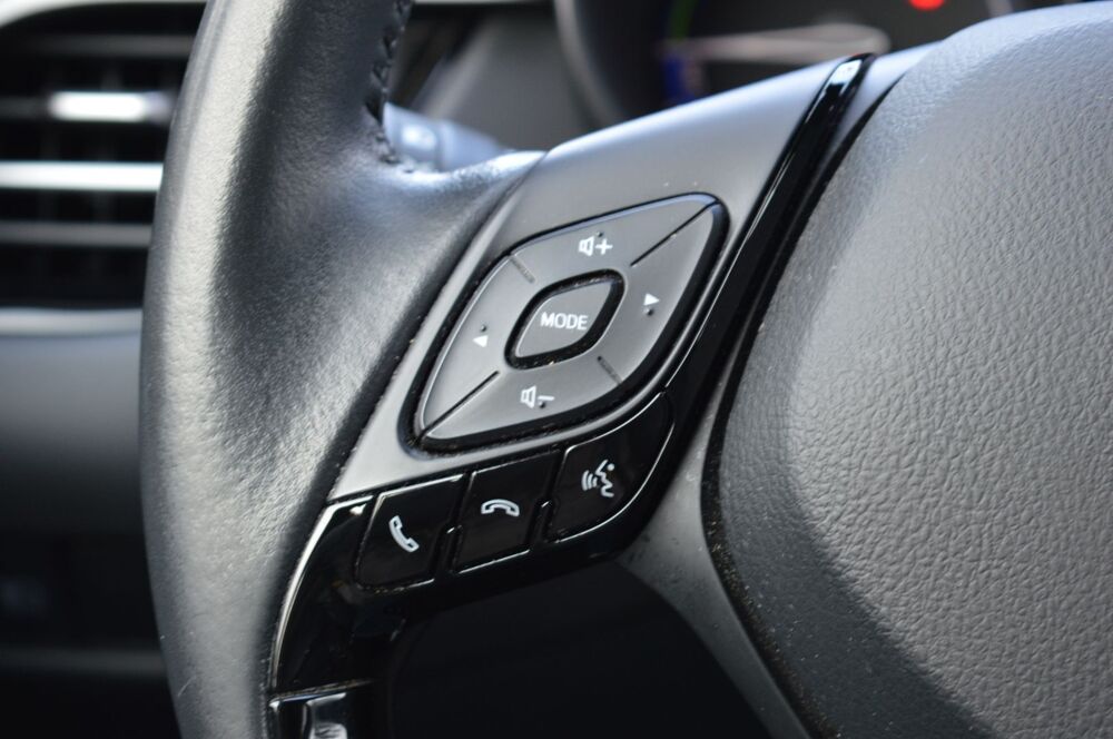 C-HR 1.8 HYBRIDE 122CH DYNAMIC BUSINESS E-CVT + PROGRAMME BEYOND 2023 occasion 94100 Saint-Maur-des-Foss&eacute;s