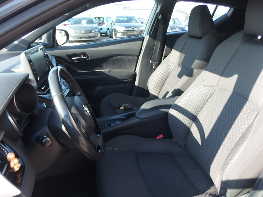 C-HR 122H DISTINCTIVE 2WD E-CVT MY20 2021 occasion 10600 Savi&egrave;res