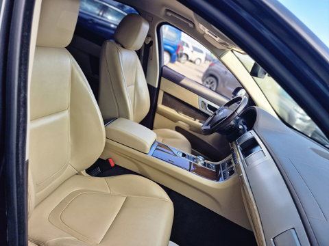 XF 2.2 D 200CH LUXE PREMIUM 2013 occasion 70210 Montdor&eacute;