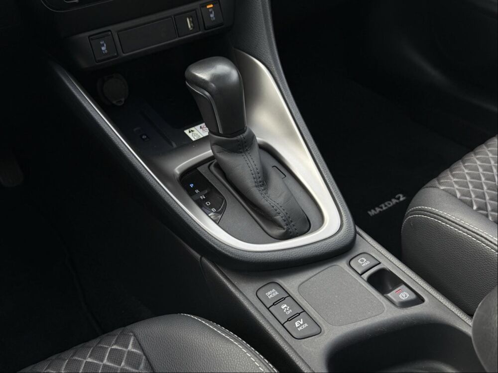 Mazda2 1.5 Hybrid 116ch Select 2022 occasion 14200 H&eacute;rouville-Saint-Clair