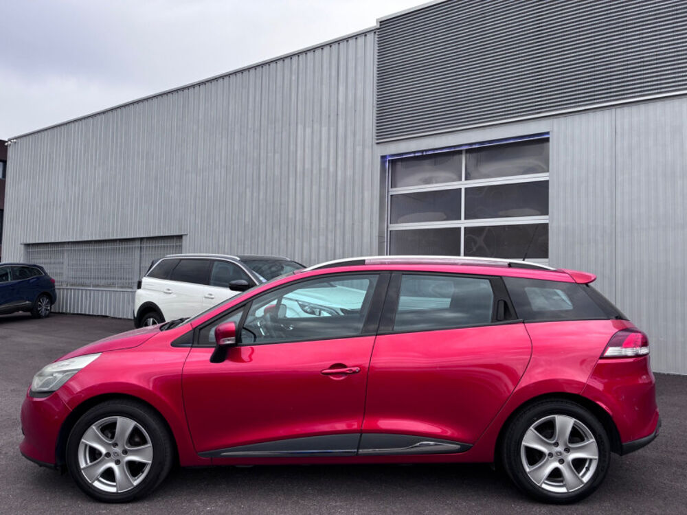 Clio IV 1.5 DCI 90CH ENERGY BUSINESS ECO&sup2; / DISTRIBUTION NEUVE POUR 2013 occasion 38130 ECHIROLLES