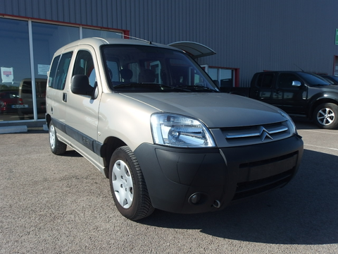 Annonce voiture Citroën Berlingo 5900 €