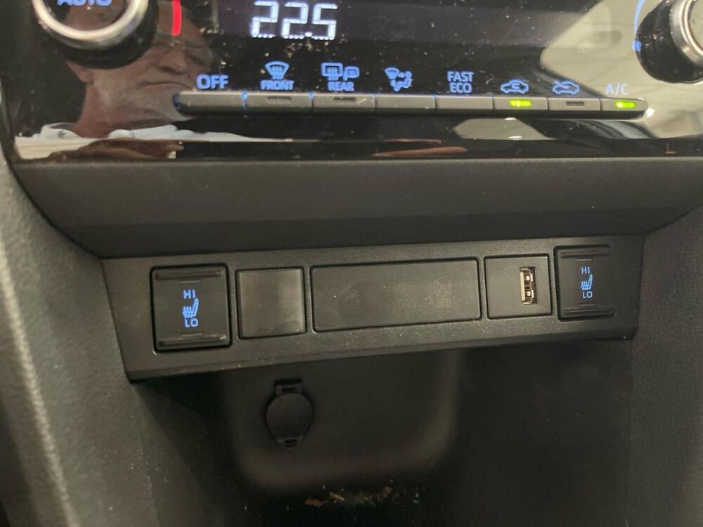 Yaris Cross 116h Design MY22 2023 occasion 13290 Les Milles
