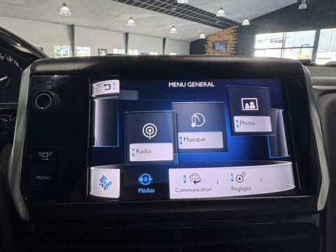 208 1.6 E-HD I115 CV ALLURE 5P 86 000 KM PLBA AUTO 2012 occasion 12000 RODEZ