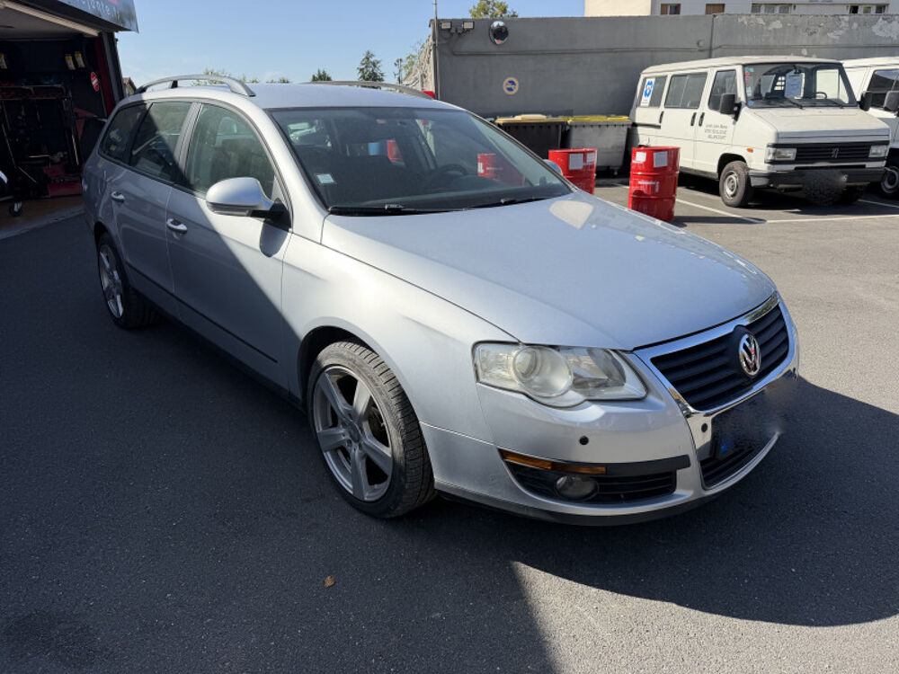 Passat 2.0 TDI 140CH CONFORTLINE DSG6 VEHICULE ALLEMAND PRO OU EXPO 2007 occasion 93220 Gagny