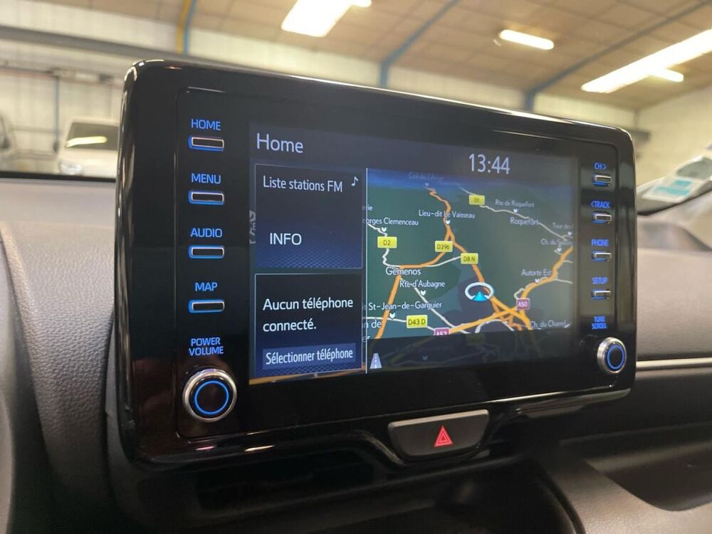 Yaris 70 VVT-i Design 5p MY22 2021 occasion 13400 Aubagne