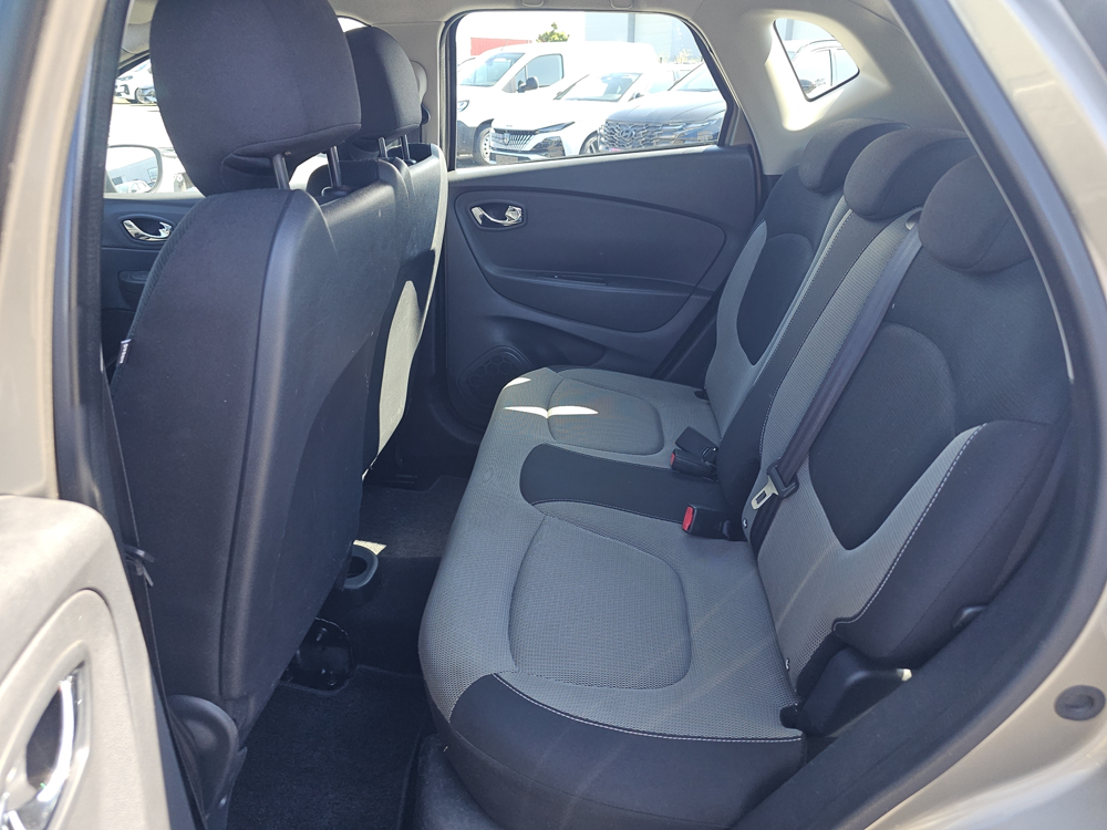 Captur 1.5 DCI 90CH STOP&START ENERGY BUSINESS ECO&sup2; EDC EURO6 2016 2016 occasion 12850 Onet-le-Ch&acirc;teau