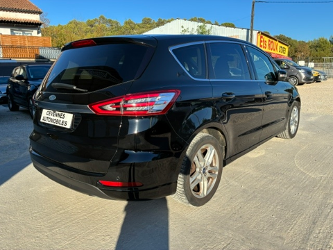 S-MAX 2.0 ECOBLUE 150CH TITANIUM DISTRIBUTION NEUVE 2018 occasion 30360 V&eacute;z&eacute;nobres