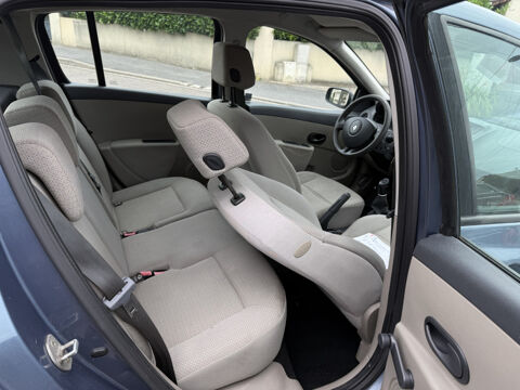 Clio III 1.2 16V 75CH CONFORT PACK CLIM EXPRESSION 5P 2005 occasion 95480 PIERRELAYE