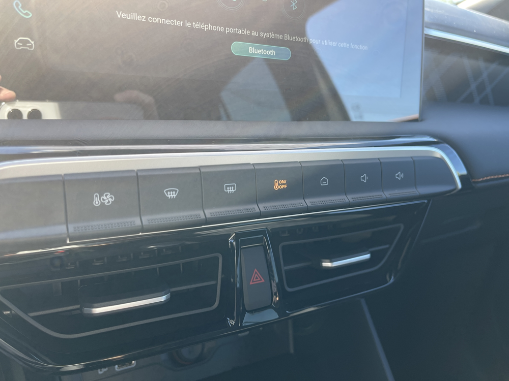 MG3 1.5 HYBRID+ 195CH LUXURY 2026 occasion 33700 M&eacute;rignac