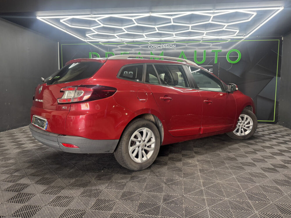 M&eacute;gane III Estate 1.5 DCI 110CH ENERGY FAP DYNAMIQUE ECO&sup2; 2013 occasion 57185 CLOUANGE