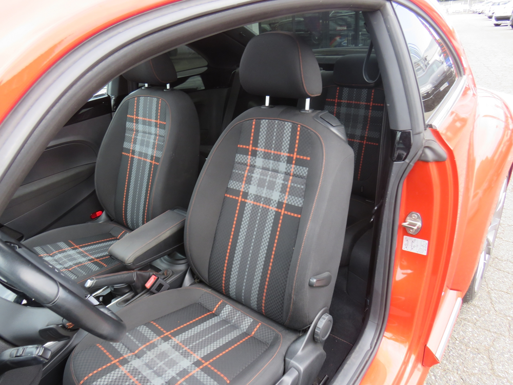 COCCINELLE II 2.0 TDI 150CH BLUEMOTION TECHNOLOGY FAP ART 2015 occasion 31600 Muret