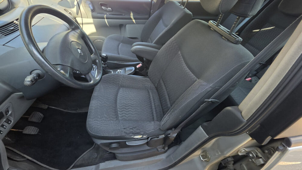 Espace 2.0 DCI 150CH FAP CARMINAT 2006 occasion 13400 AUBAGNE