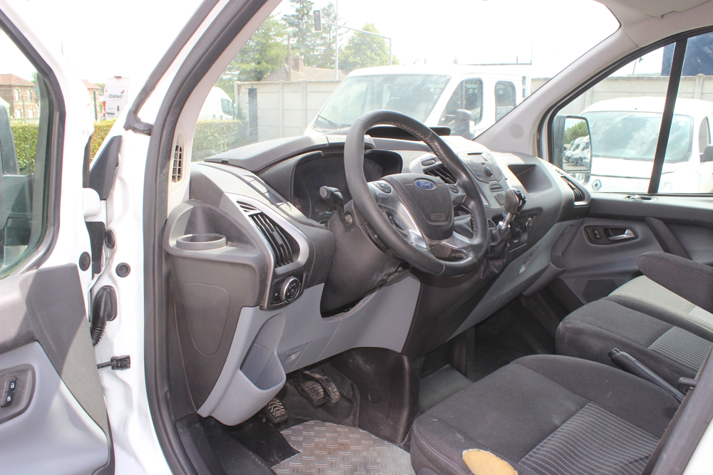 Transit 270 L1H1 2.2 TDCI 125CH TREND 2015 occasion 60150 Longueil-Annel