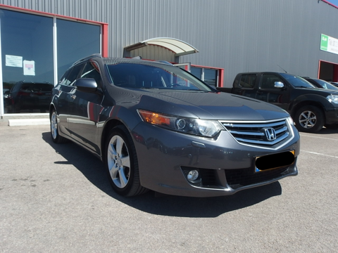 Annonce voiture Honda Accord 7900 €