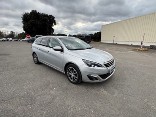 308 SW 1.2 PURETECH 130CH S&S ALLURE DISTRIBUTION OK 2017 occasion 16400 Puymoyen