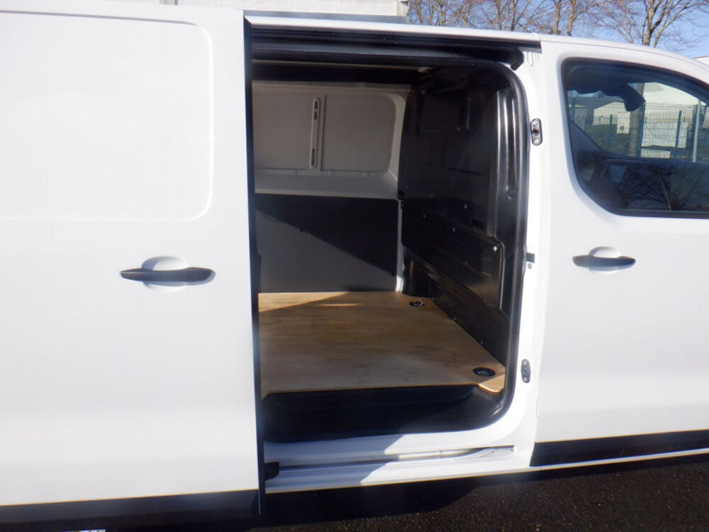 Scudo LONG 2.0 MULTIJET 145CH BUSINESS - GRIP CONTROL 2022 occasion 27310 Bourg-Achard