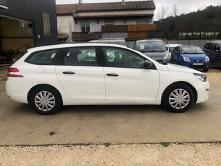 308 SW 1.6 BLUEHDI 120CH ACCESS DISTRIBUTION NEUVE 2016 occasion 30360 V&eacute;z&eacute;nobres