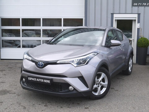 Toyota C-HR 122H DYNAMIC 2WD E-CVT RC18 2018 occasion La C&ocirc;te-Saint-Andr&eacute; 38260