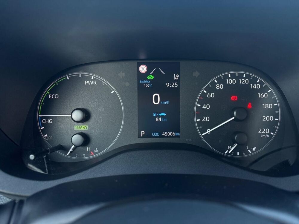 Yaris 116h Dynamic 5p MY22 2023 occasion 13300 Salon-de-Provence