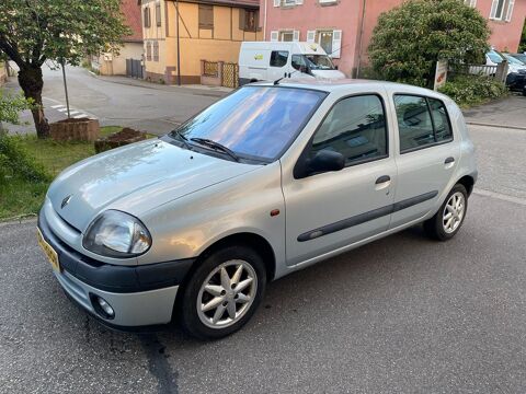 Renault Clio II 1.2 (1149) 58CH RTA 5P 1999 occasion Bouxwiller 67330