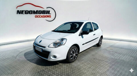 Renault Clio III 1.2 16V 75CH EXPRESSION 3P 2009 occasion Ch&acirc;tillon-en-Vendelais 35210