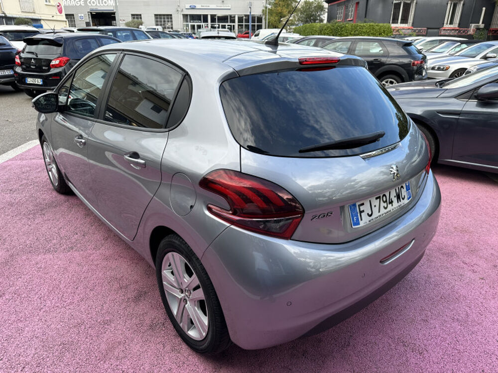 208 1.2 L 82CH E6.C SIGNATURE 5P 2019 occasion 07200 Aubenas