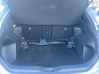 Yaris Cross TOYOTA YARIS CROSS 116H 2WD DESIGNPACKCARGO VD MY25 2025 occasion 13400 Aubagne