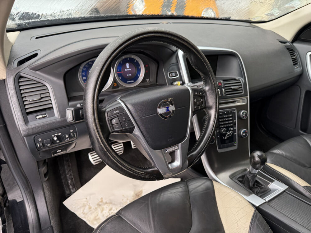 XC60 D3 163CH DRIVE R-DESIGN 2011 occasion 31140 Aucamville