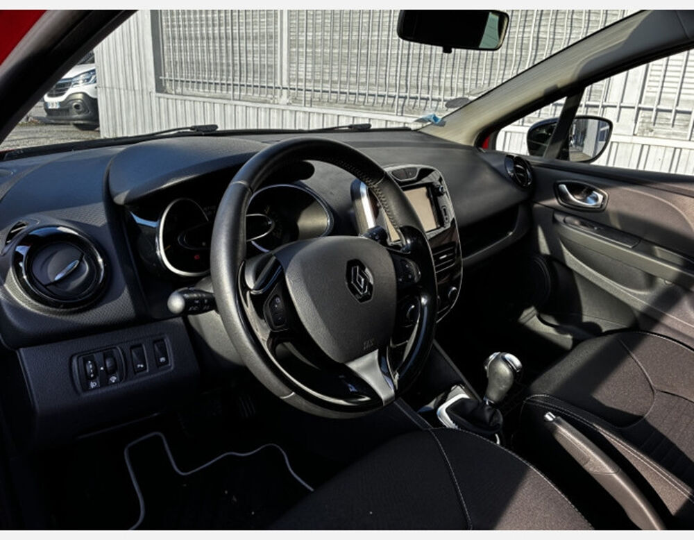 Clio IV 1.2 TCE 120CH ENERGY LIMITED EDC EURO6 2015 2016 occasion 38130 ECHIROLLES