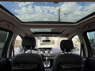 Sc&eacute;nic III 2.0 16V 140CH PRIVILEGE CVT 2009 occasion 95480 PIERRELAYE