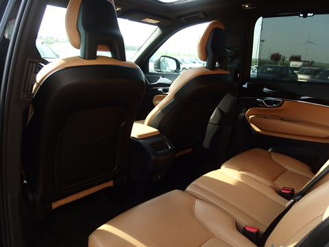 XC90 D5 AWD 235CH MOMENTUM GEARTRONIC 7 PLACES 2017 occasion 10600 Savi&egrave;res