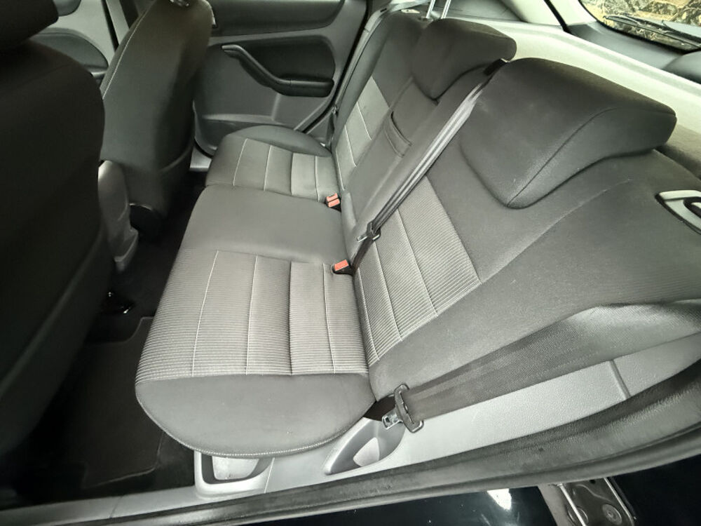 Focus 1.6 TDCI 90CH FAP TITANIUM 5P 2011 occasion 31140 Aucamville
