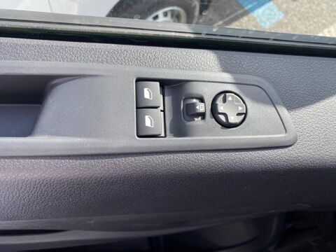 Vivaro M 2.2 Diesel 150ch Pack Premium Connect automatique 2026 occasion 95500 Gonesse