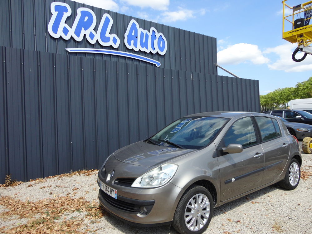 Clio III 1.5 DCI 85CH PRIVILEGE QUICKSHIFT 5P 2008 occasion 82000 Montauban