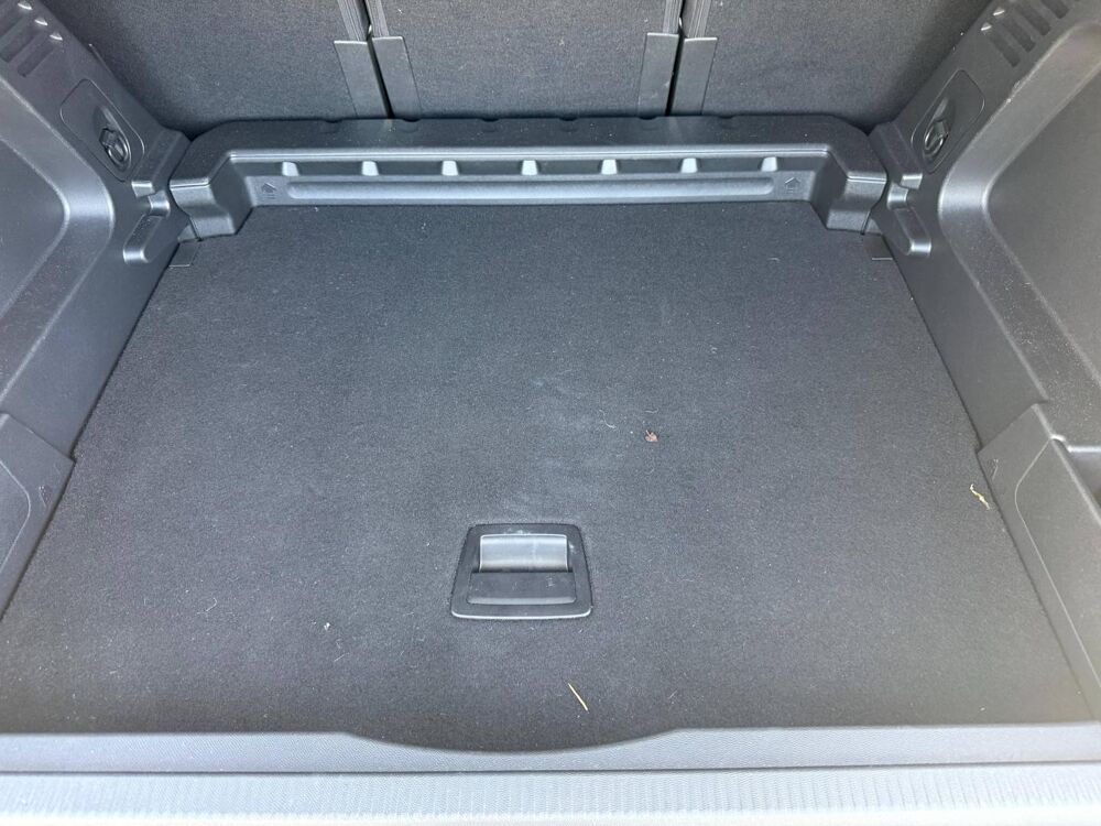 C5 aircross 1.5 BlueHDi 130ch MAX boite automatique 2025 occasion 24750 Tr&eacute;lissac