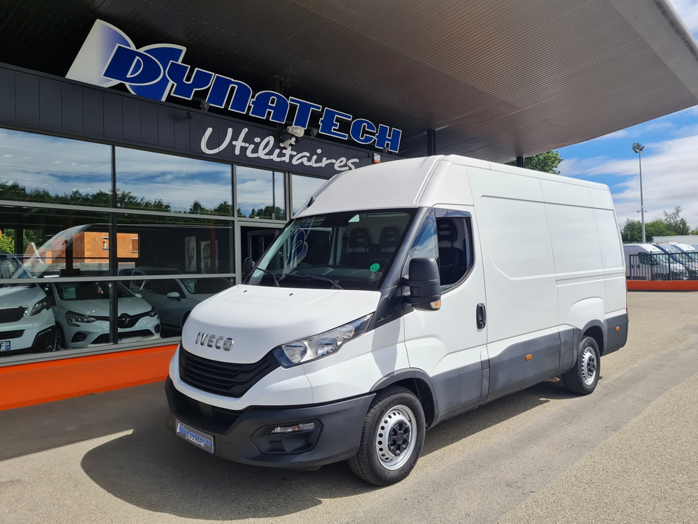 Daily 35S14 V12 2022 occasion 28630 Nogent-le-Phaye