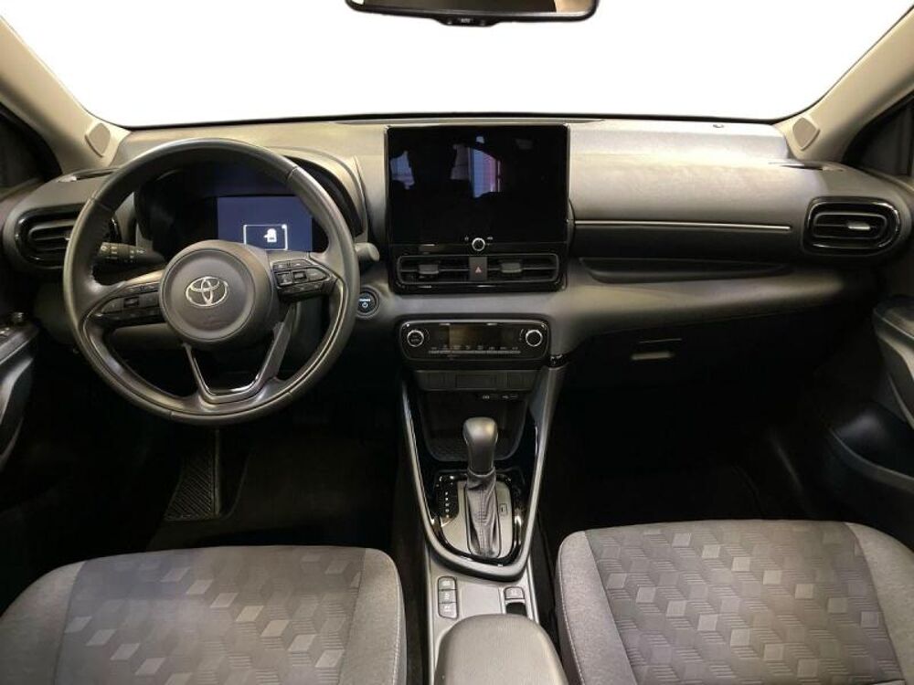Yaris 116h Design 5p MY25 2025 occasion 13400 Aubagne