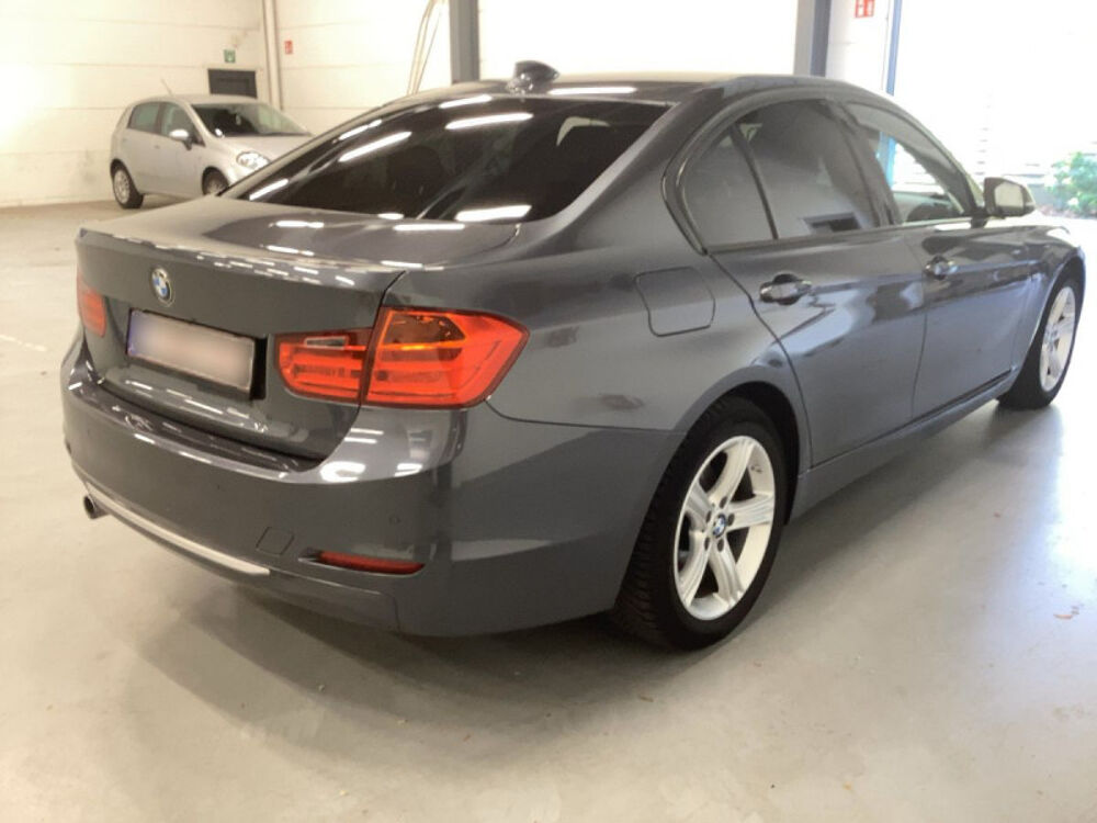 S&eacute;rie 3 (F30) 318D 143CH EXECUTIVE 2014 occasion 57185 CLOUANGE