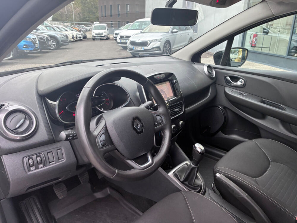 Clio IV 1.2 16V 75CH LIMITED 5P 2017 occasion 38130 ECHIROLLES