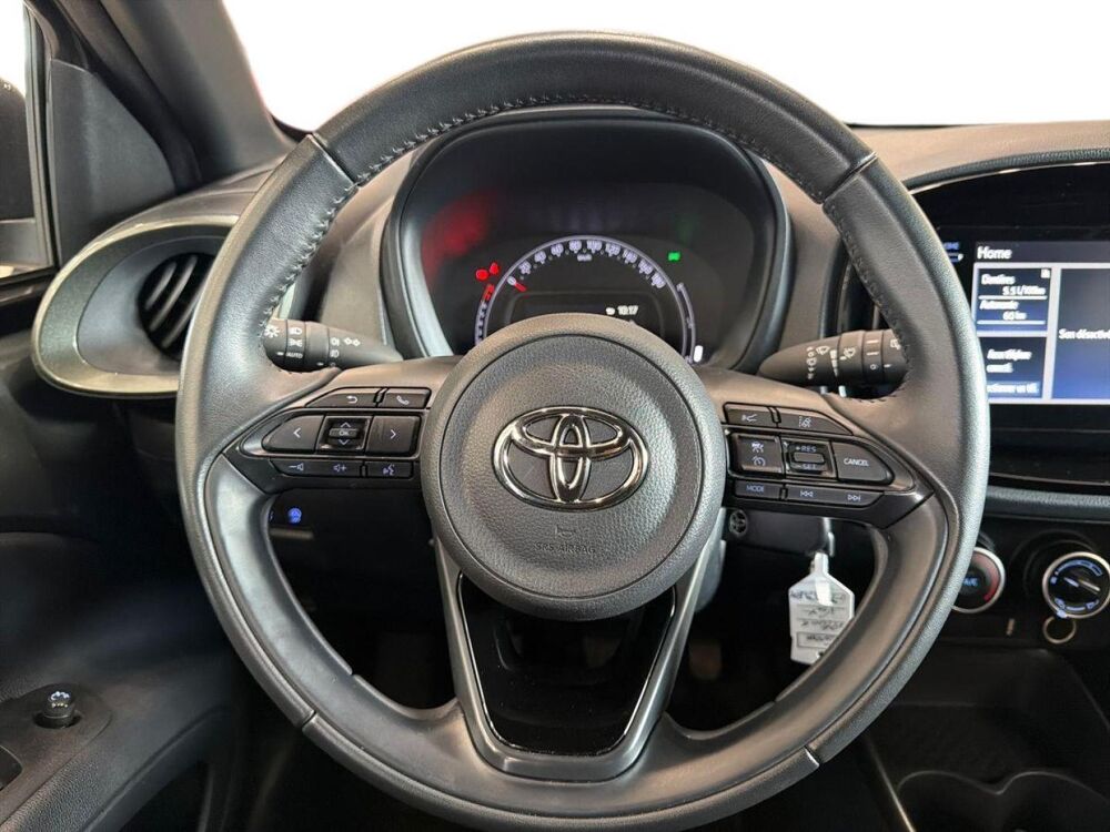 Aygo 1.0 VVT-i 72ch Design MY24 2023 occasion 13290 Les Milles