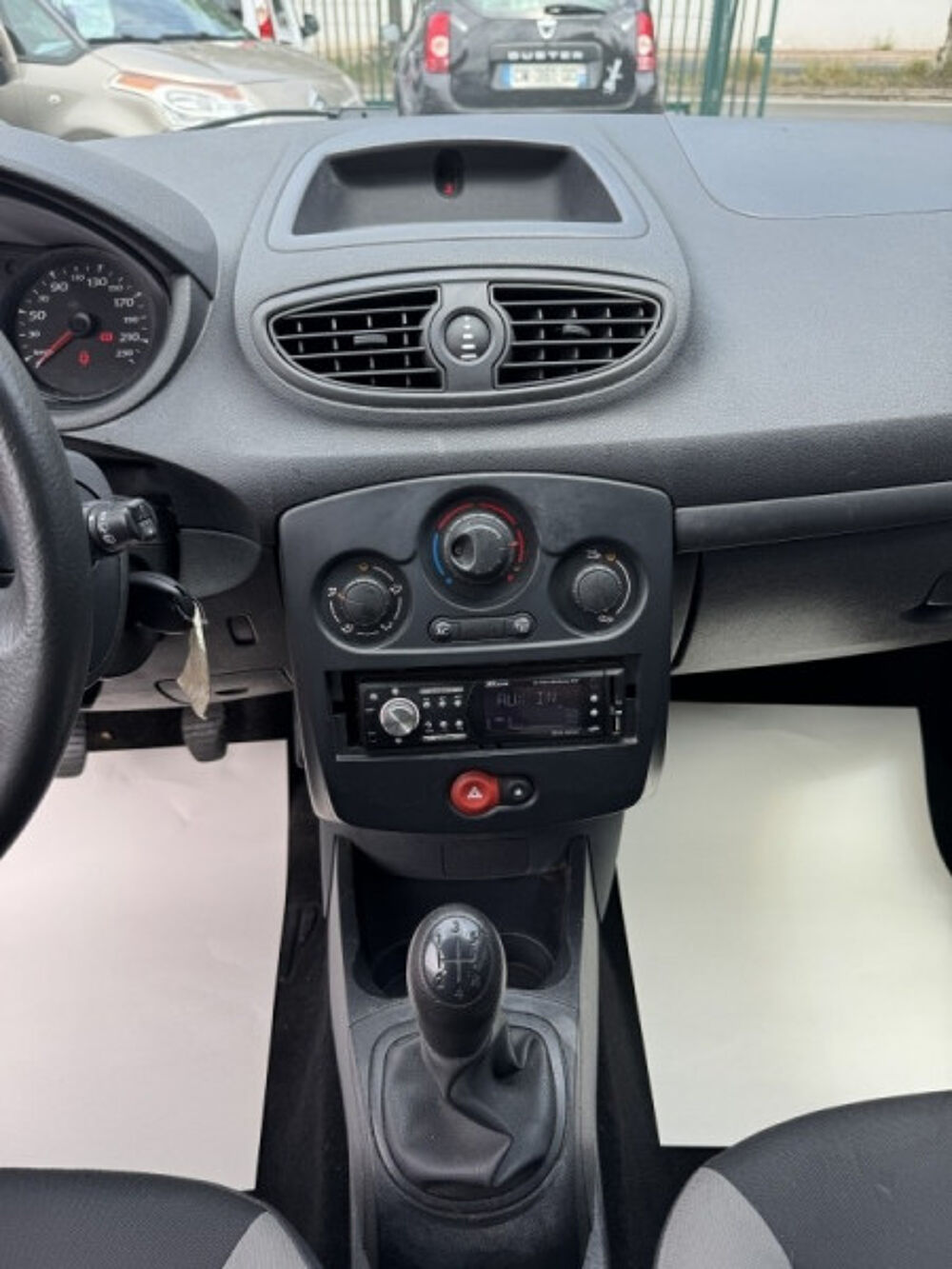 Clio III 1.5 DCI 75CH EXPRESSION CLIM ECO&sup2; 5P 2010 occasion 93220 Gagny