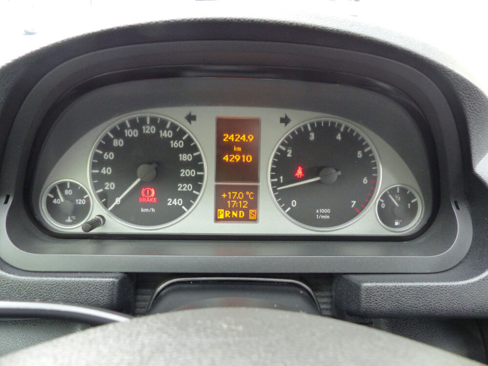 Classe B 180 SPORT CVT 2011 occasion 77144 Mont&eacute;vrain