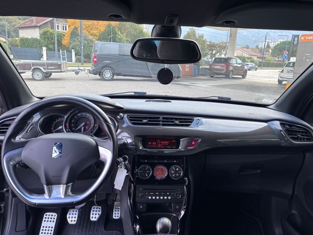 DS3 1.6 THP 150CH SPORT CHIC / 2 PNEUS SUPPLEMENTAIRES 2010 occasion 38130 ECHIROLLES