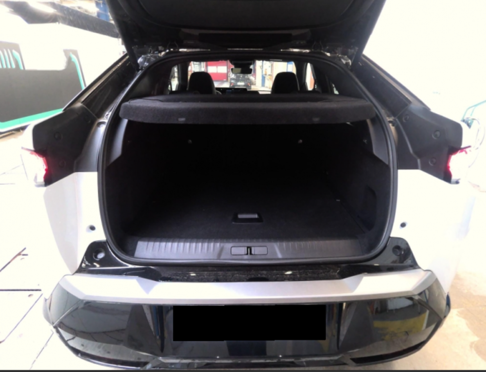 3008 ELECTRIQUE 210CH BATTERIE 73 KWH GT EXCLUSIVE 2025 occasion 69890 La Tour-de-Salvagny