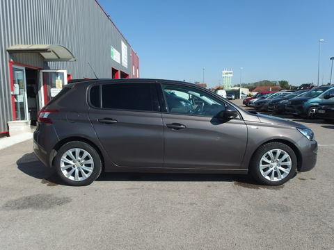 308 1.6 BLUEHDI 100CH STYLE S&S 5P 2016 occasion 10600 Savi&egrave;res