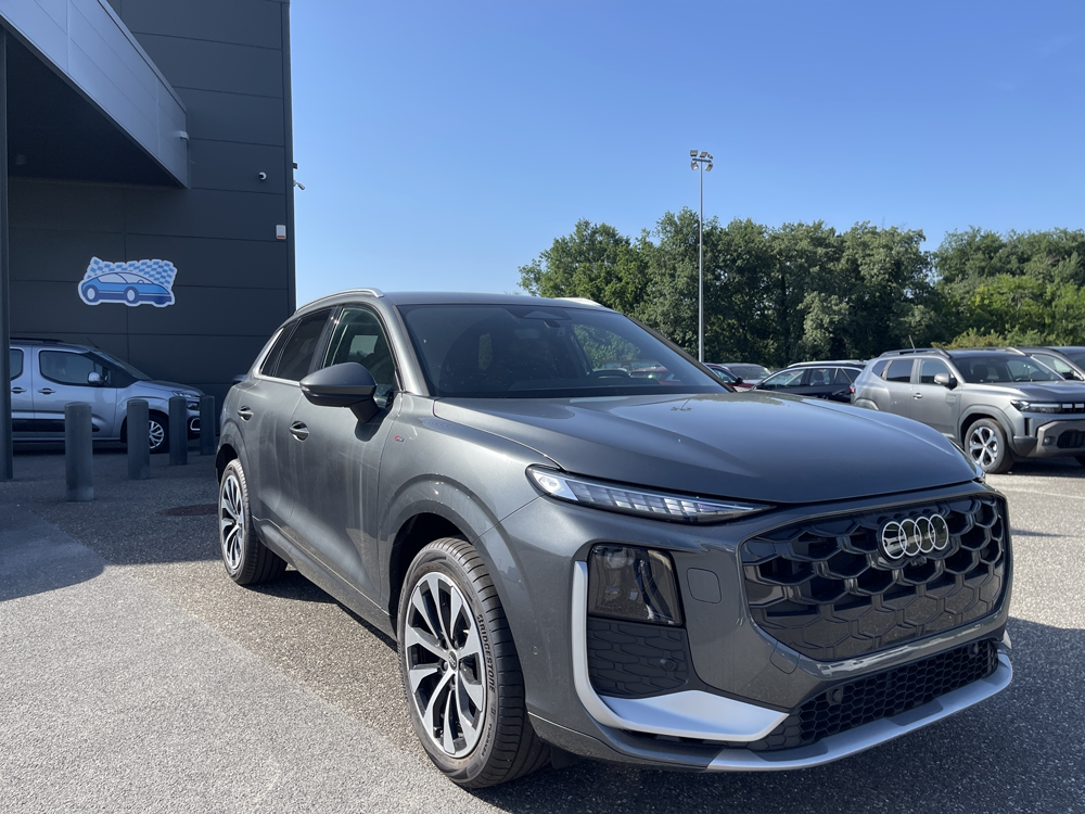 Q3 1.5 TFSI 150CH HYBRIDE S LINE S TRONIC 7 2025 occasion 33700 M&eacute;rignac