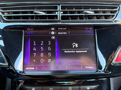 DS3 PURETECH 82CH SO CHIC DISTRIBUTION NEUVE 2015 occasion 16400 Puymoyen